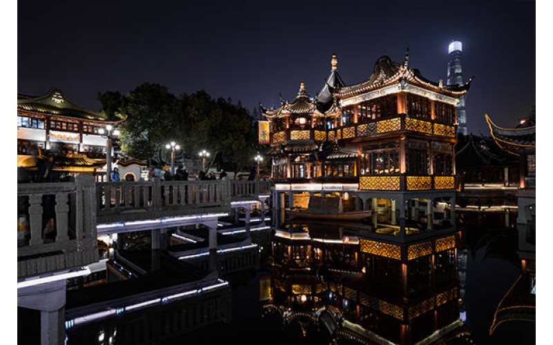 城市廣場(chǎng)夜景亮化工程怎么做？這篇文章不要錯(cuò)過